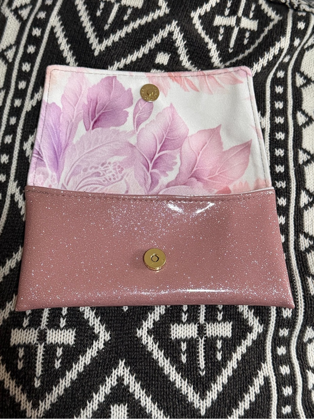 NWT: Makeup Junkie (MJ) Luxe Glitter Ballerina Sunglass Case (soft) DEAL! - Picture 6 of 6